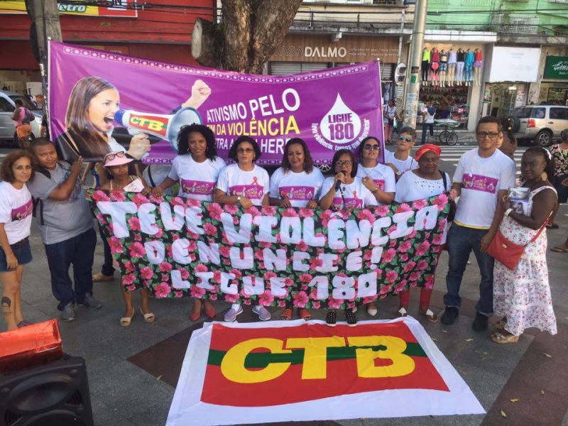 Sinttel Bahia participa de ato pelo fim da violência contra a mulher